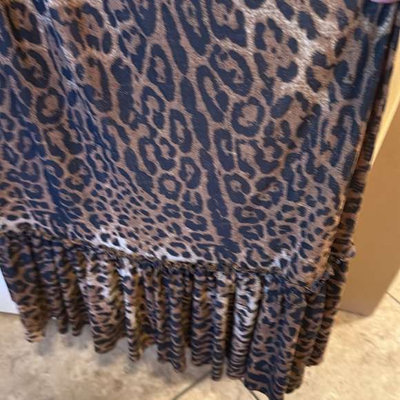 Leopard Maxi Dress - Picture 3 of 3